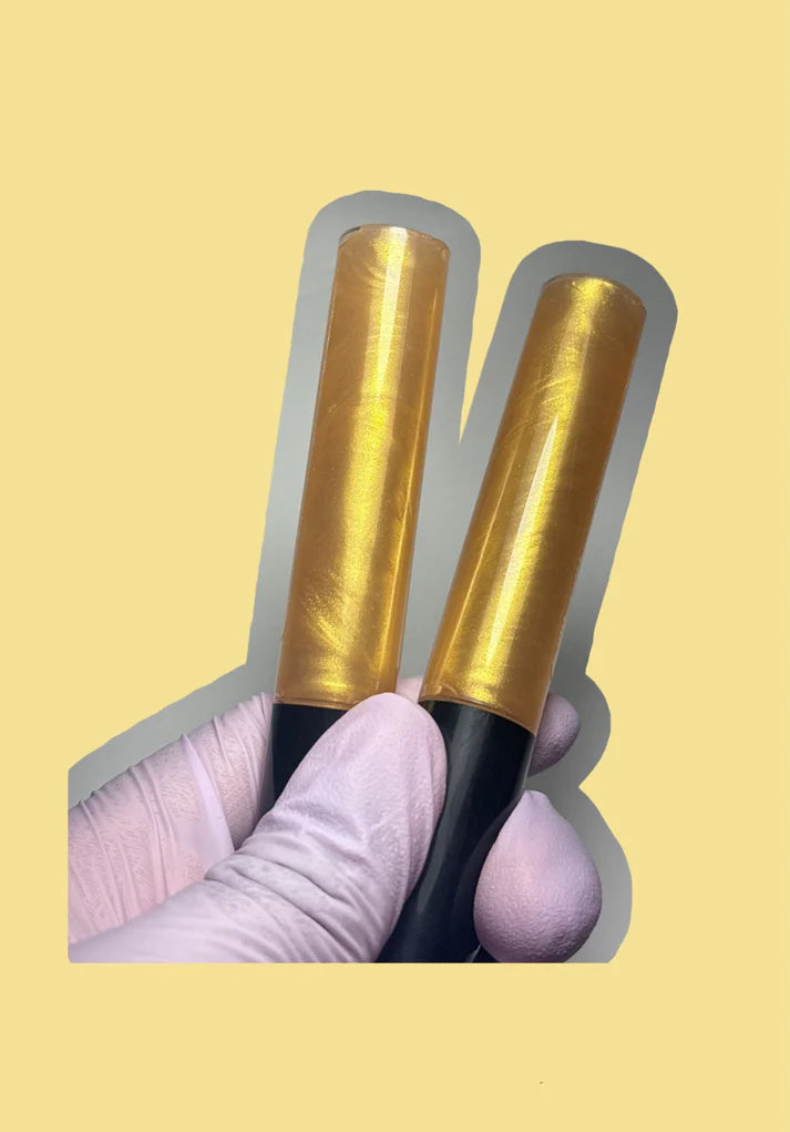 Bombshell wand lacquer