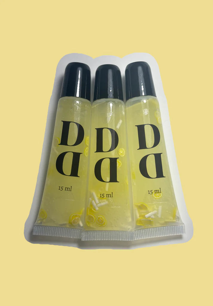 Lemon Meringue squeeze lacquer