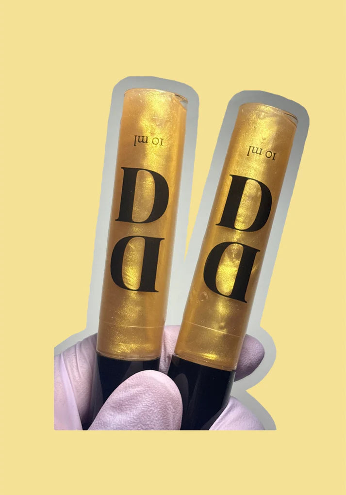 Bombshell wand lacquer