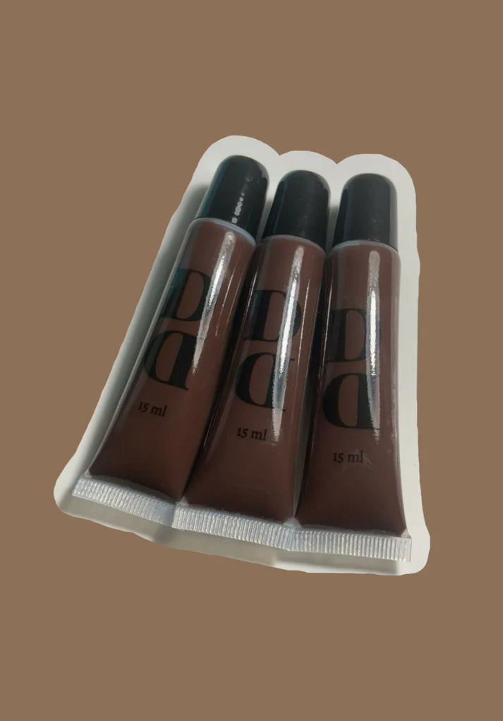 I Tiramisu tinted squeeze lacquer